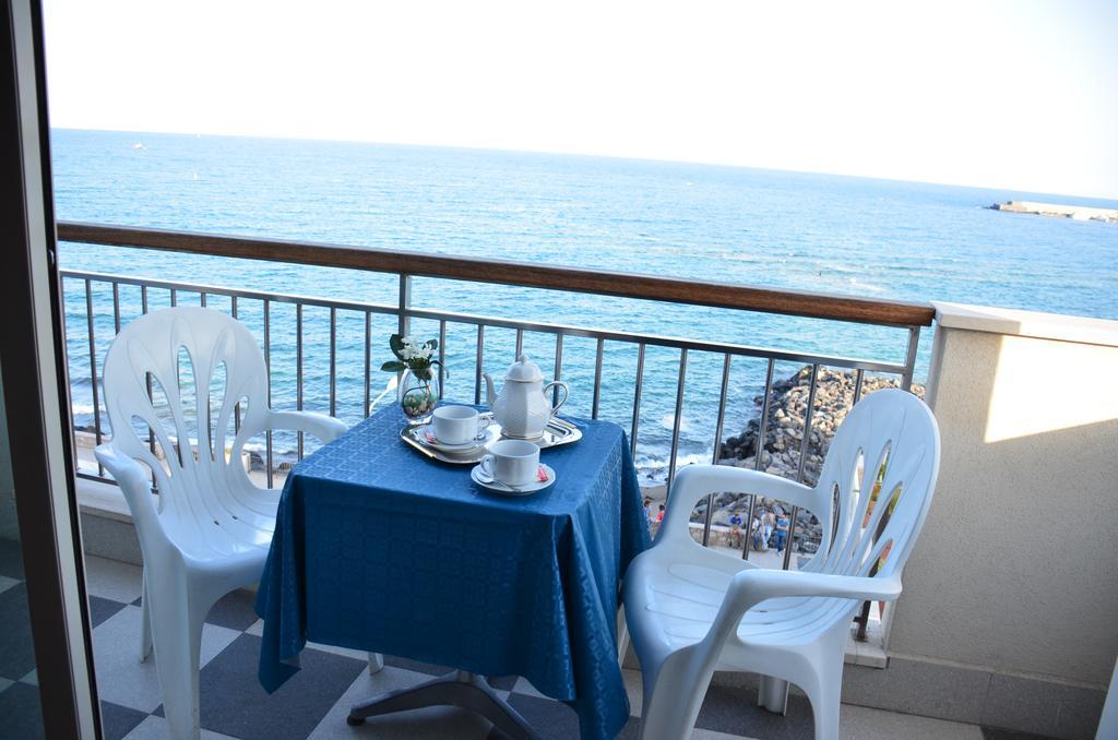 Costa Azzurra Hotel Giardini Naxos Exterior foto